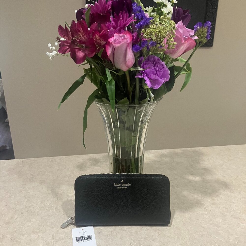 Kate Spade Leila Large Black Zip Around Continental Wallet